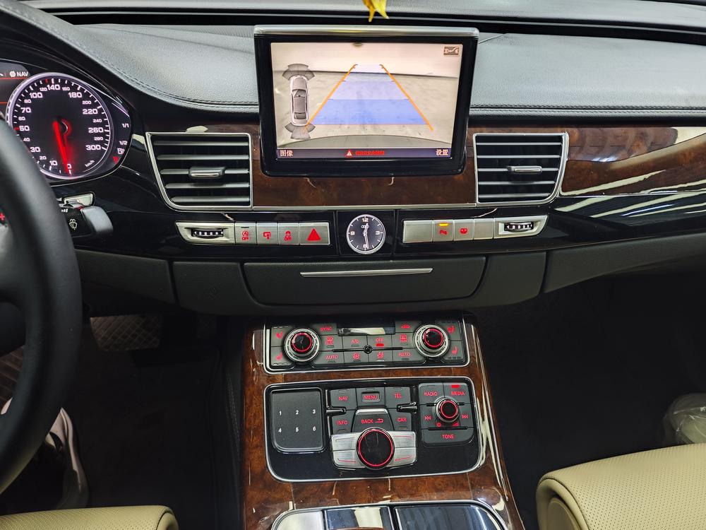 Audi Audi A8