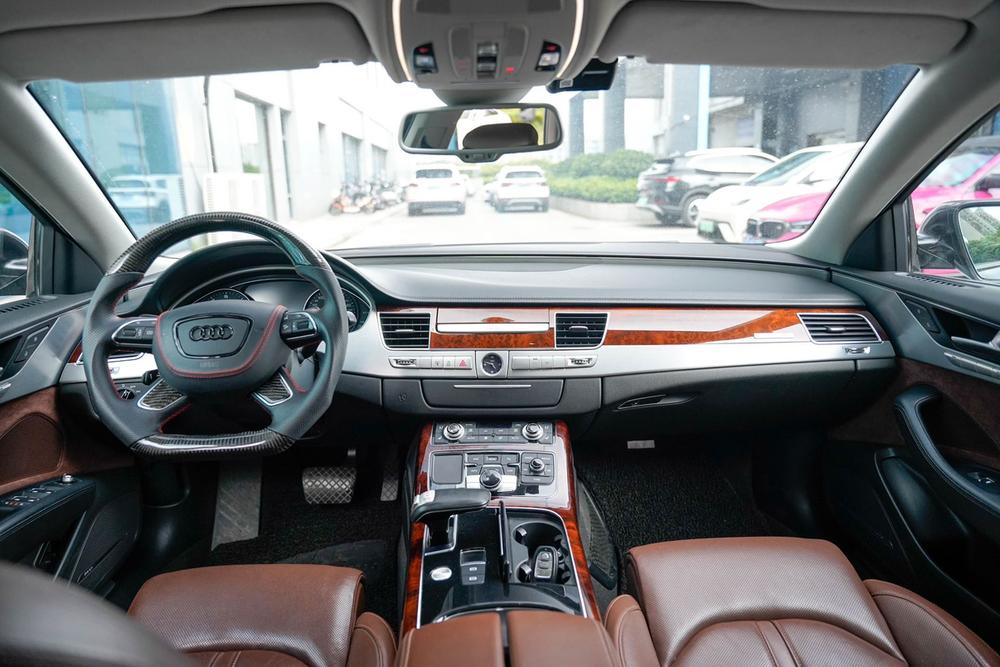 Audi Audi A8