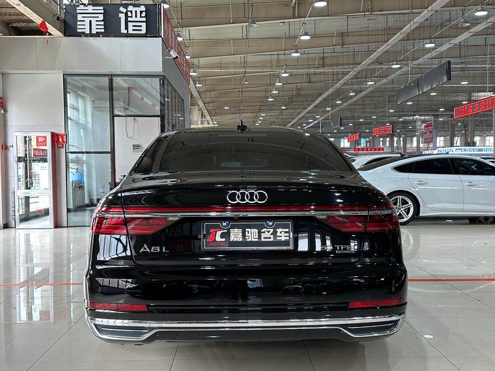 Audi Audi A8