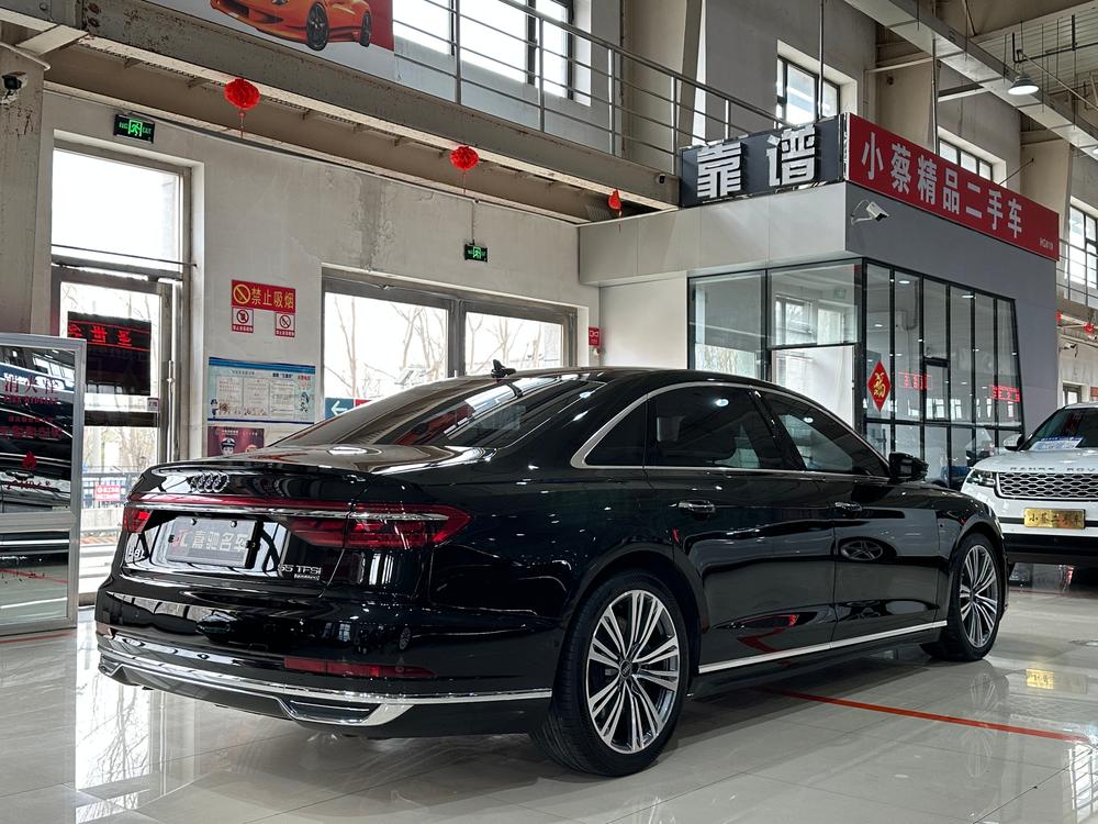 Audi Audi A8