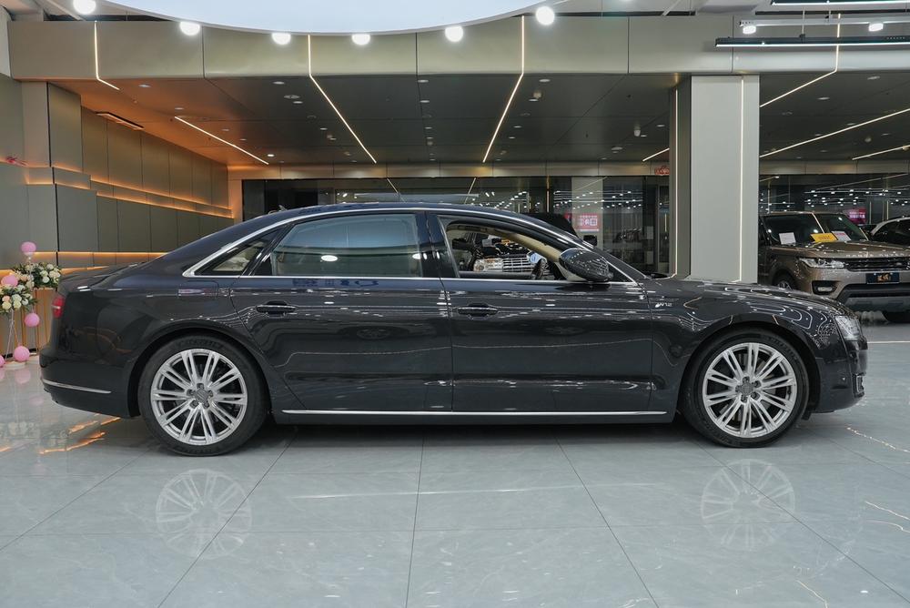 Audi Audi A8