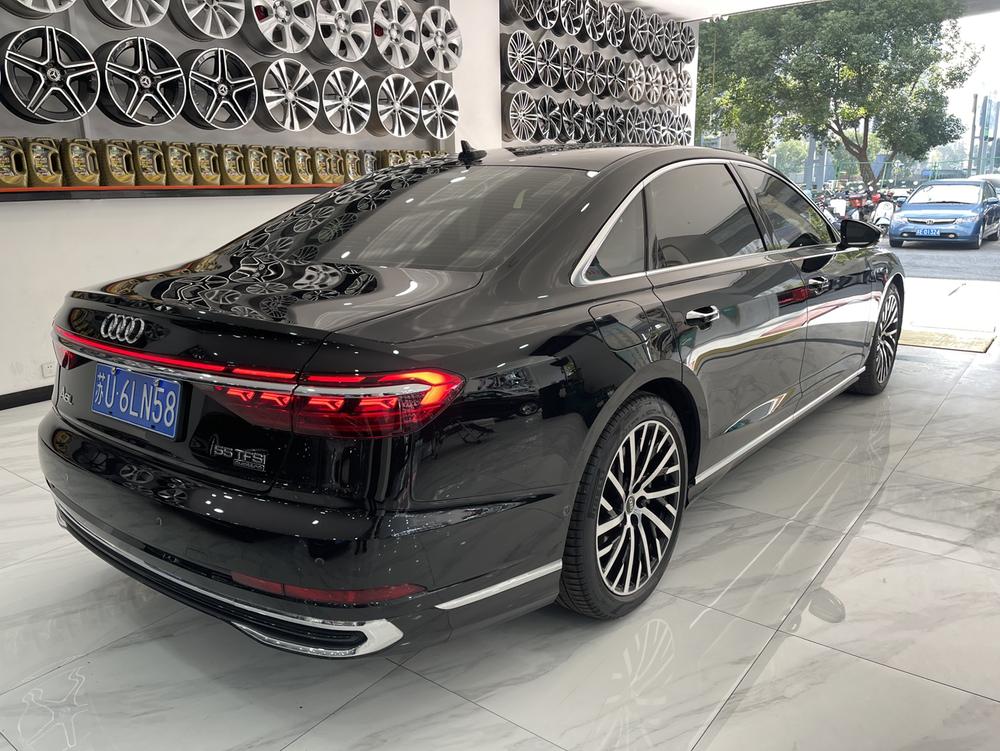 Audi Audi A8