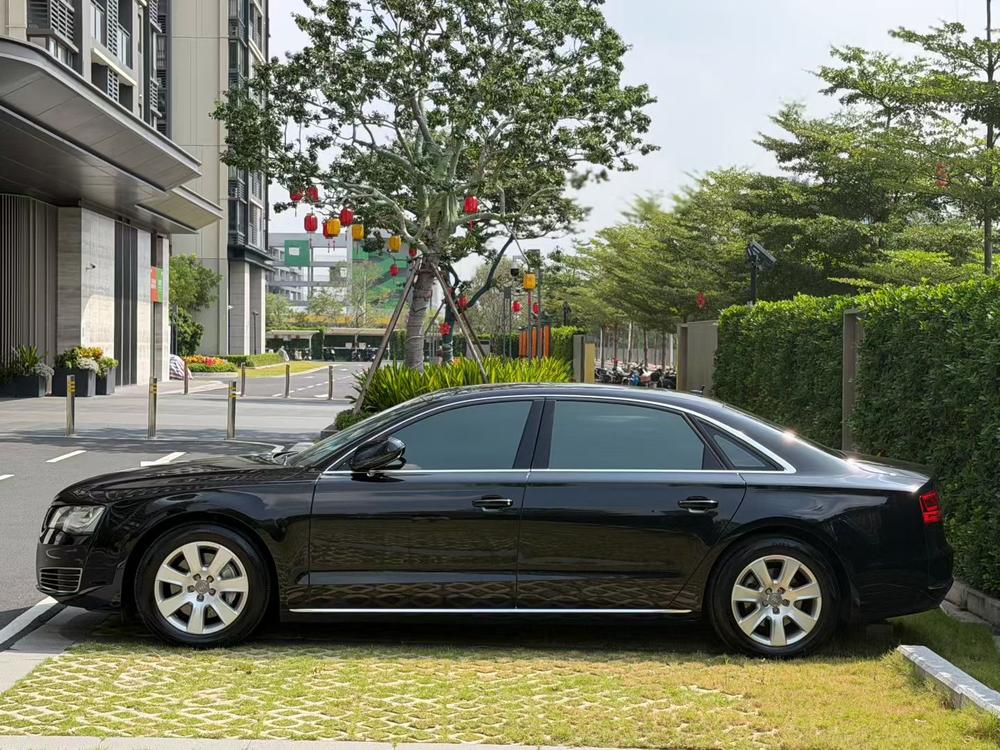 Audi Audi A8