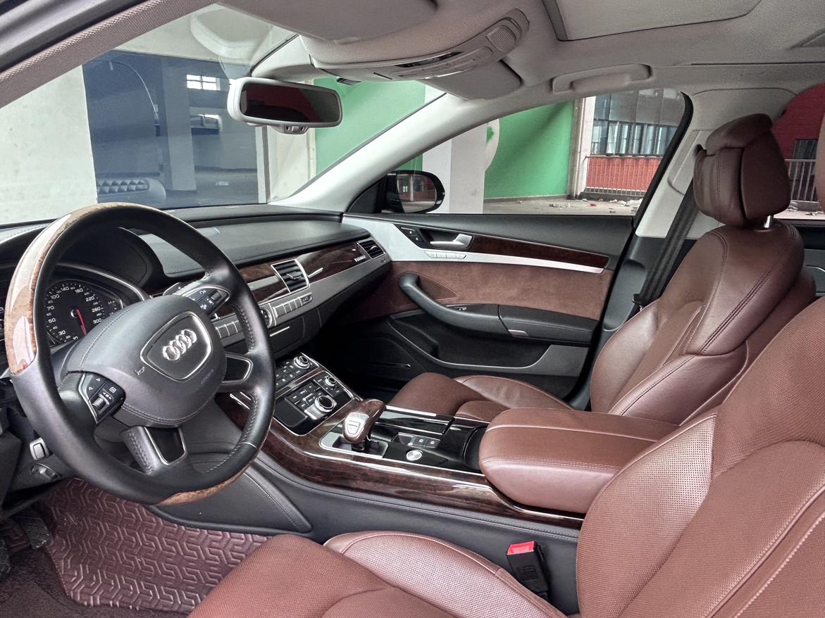 Audi Audi A8