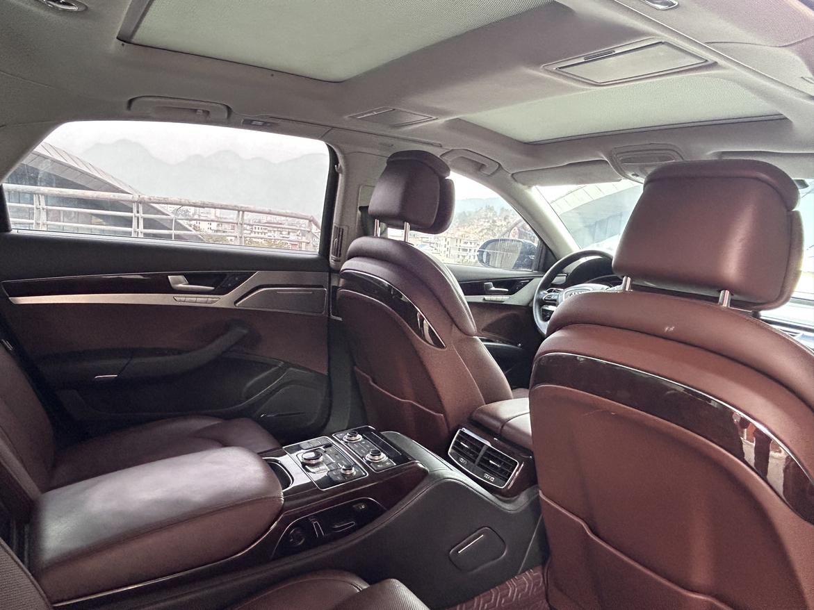 Audi Audi A8