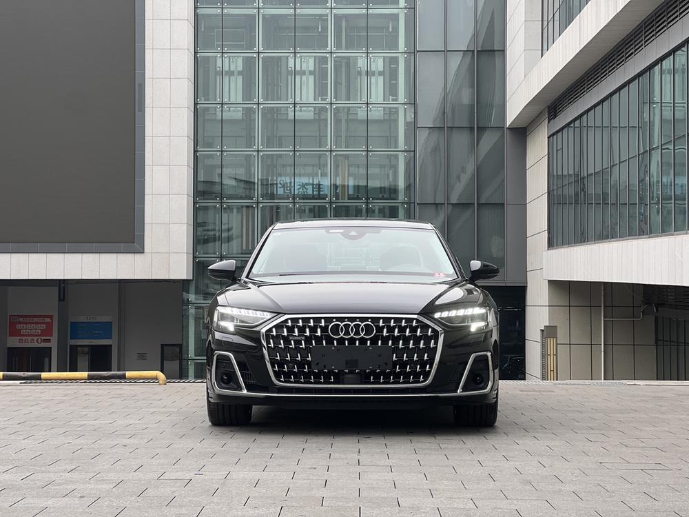 Audi Audi A8