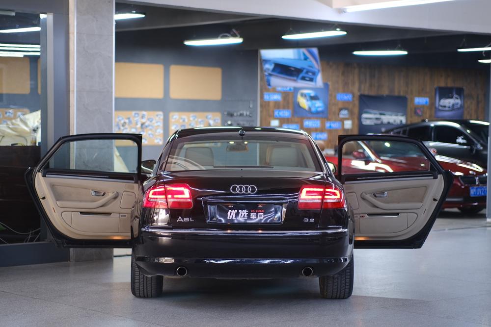 Audi Audi A8