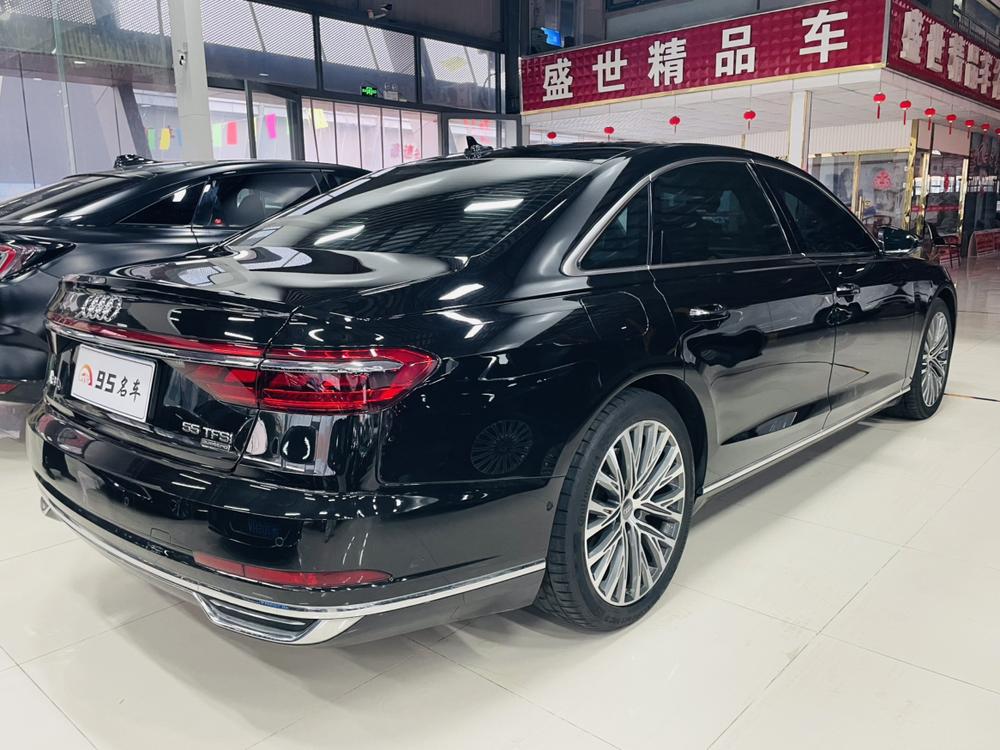 Audi Audi A8