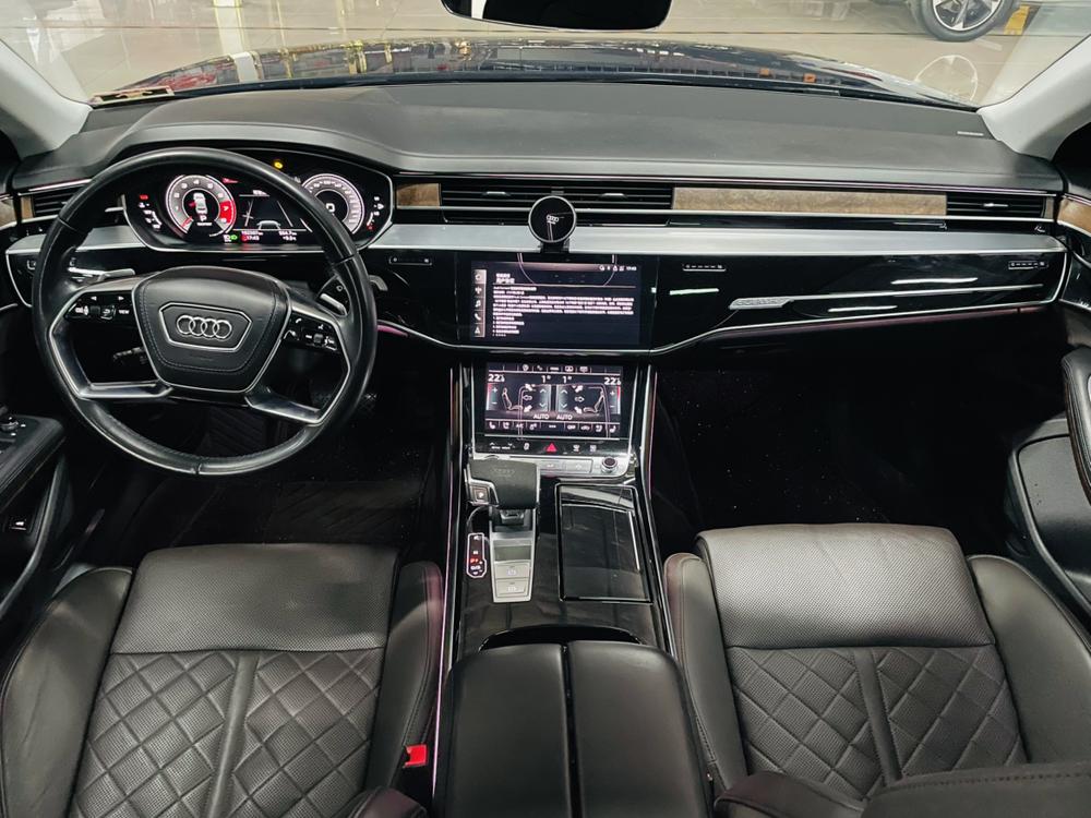 Audi Audi A8