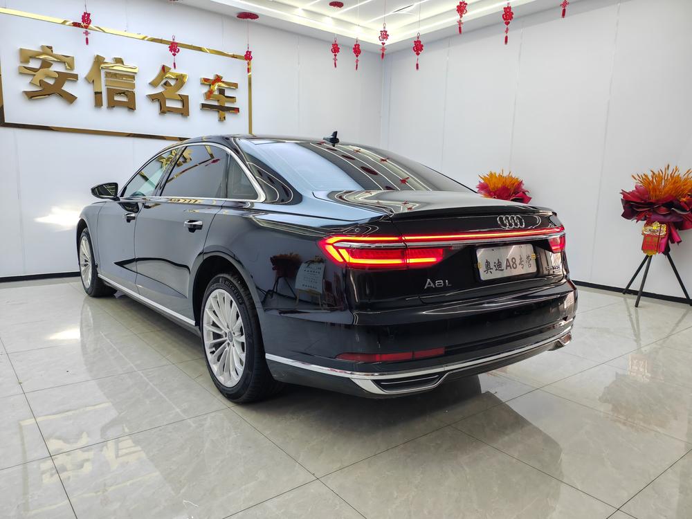 Audi Audi A8