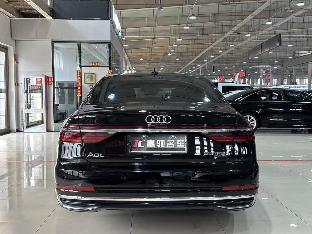 Audi Audi A8