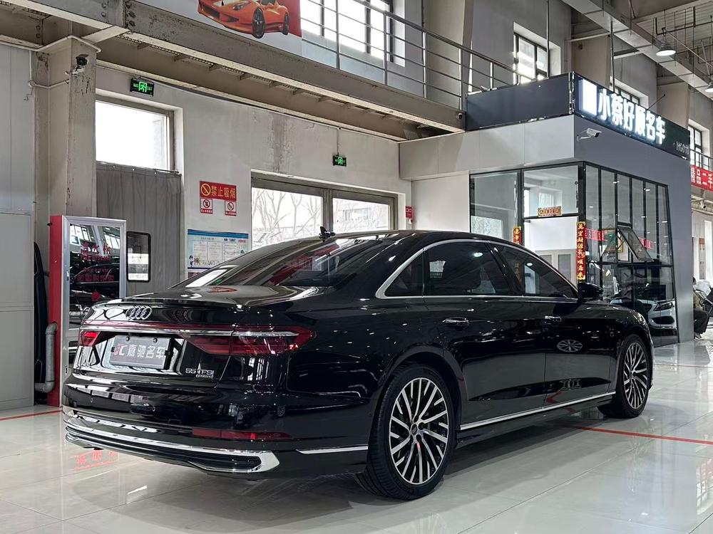 Audi Audi A8