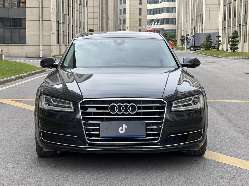 Audi Audi A8