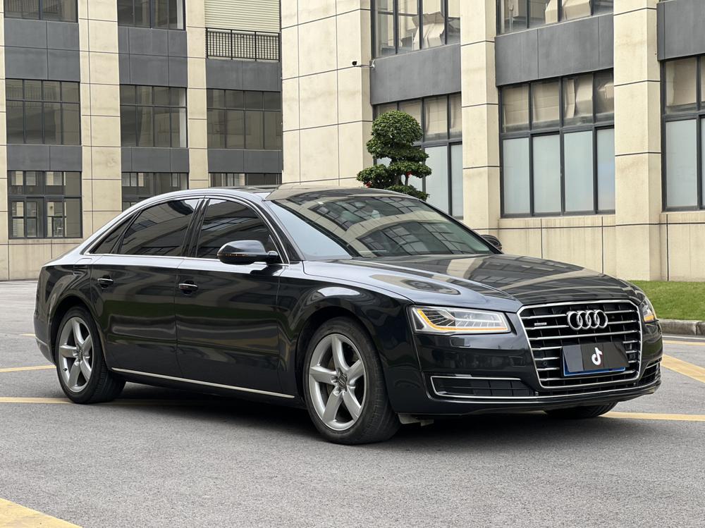 Audi Audi A8