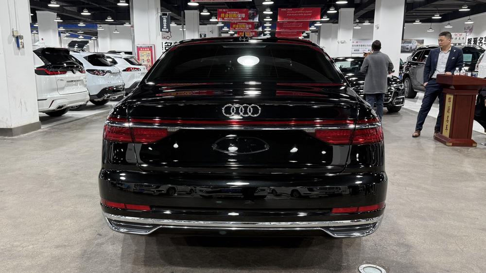 Audi Audi A8