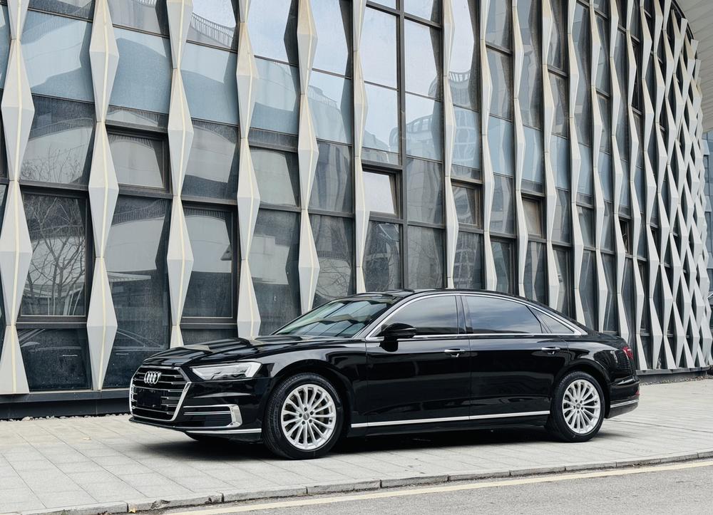 Audi Audi A8