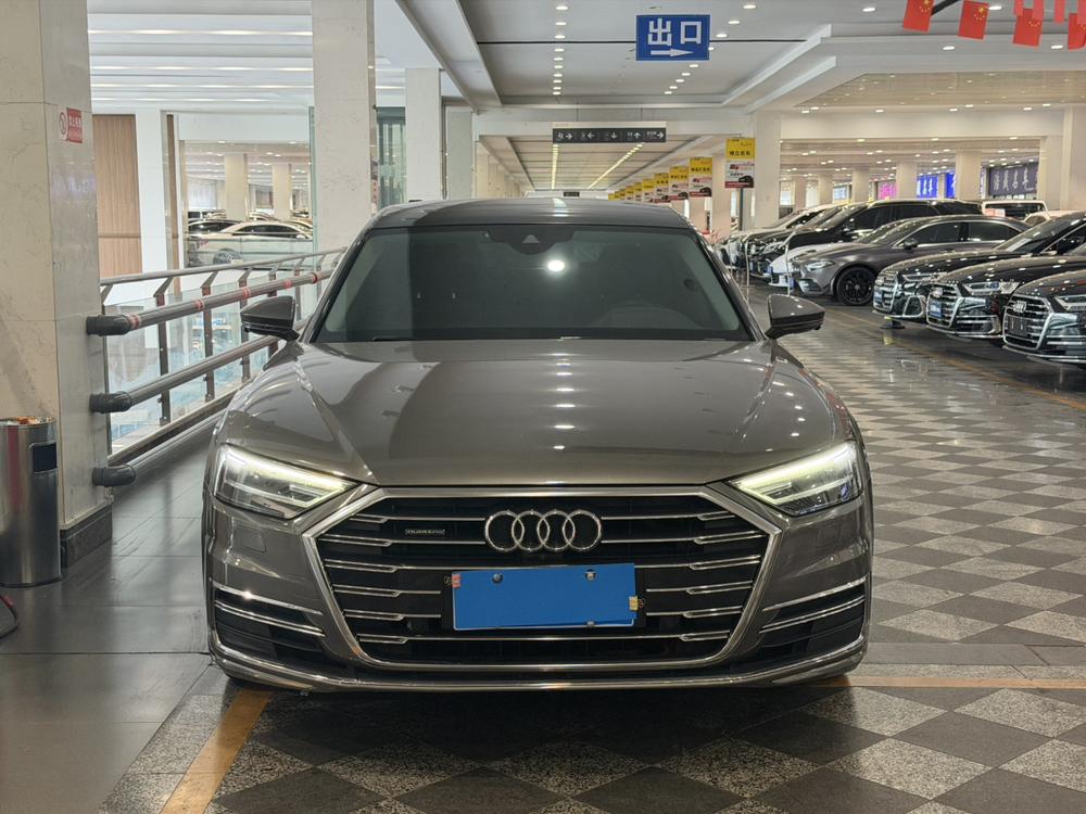 Audi Audi A8
