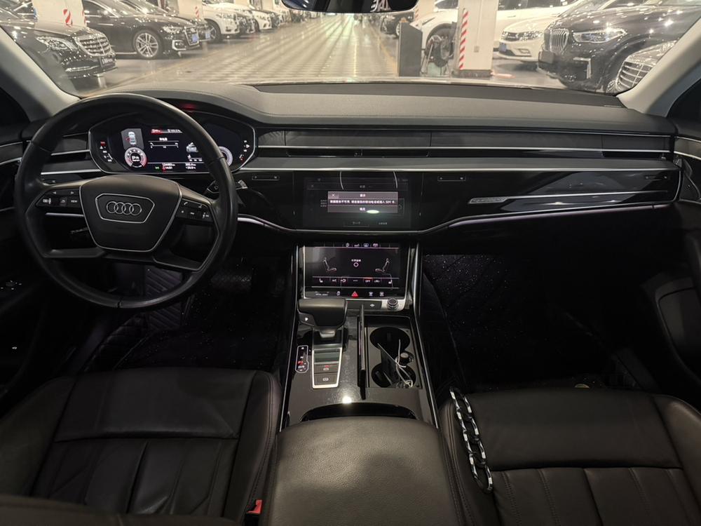 Audi Audi A8