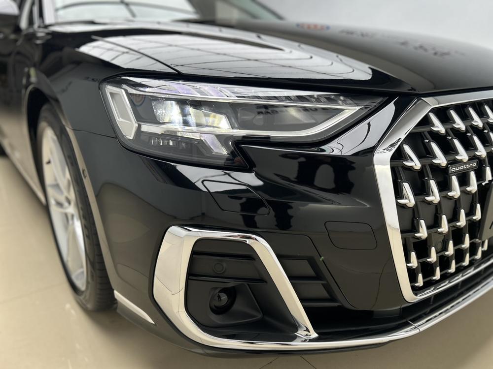 Audi Audi A8