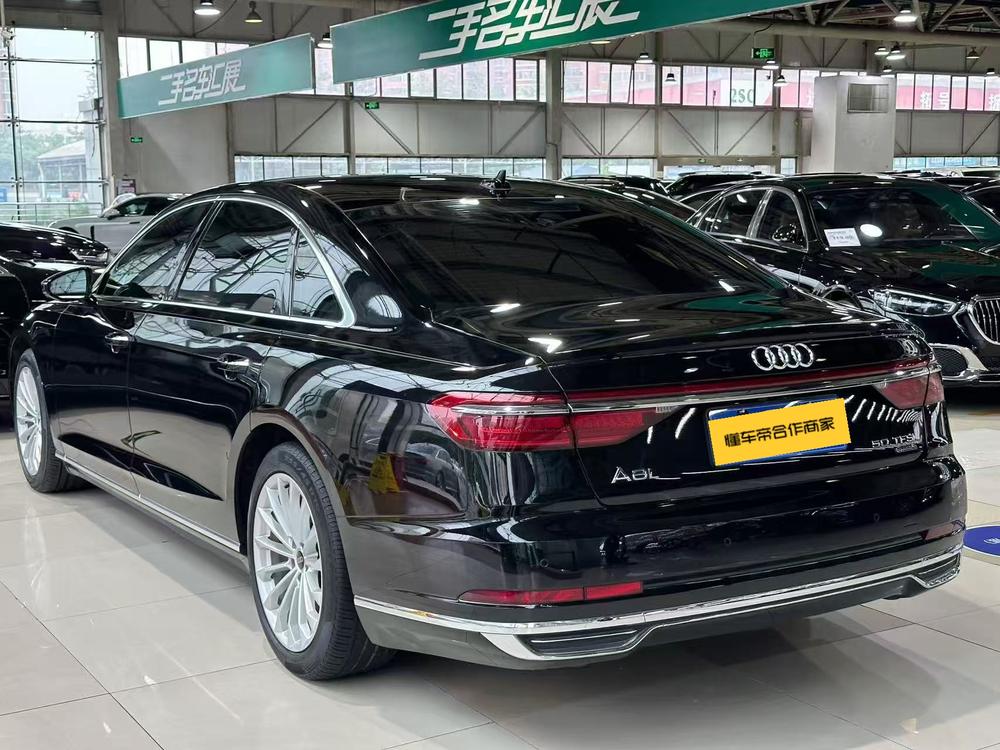 Audi Audi A8