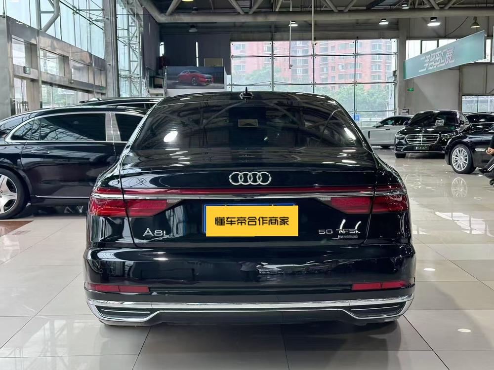 Audi Audi A8