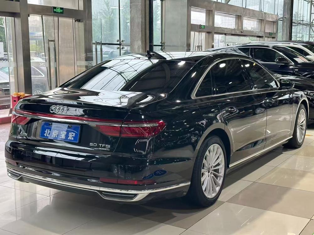 Audi Audi A8