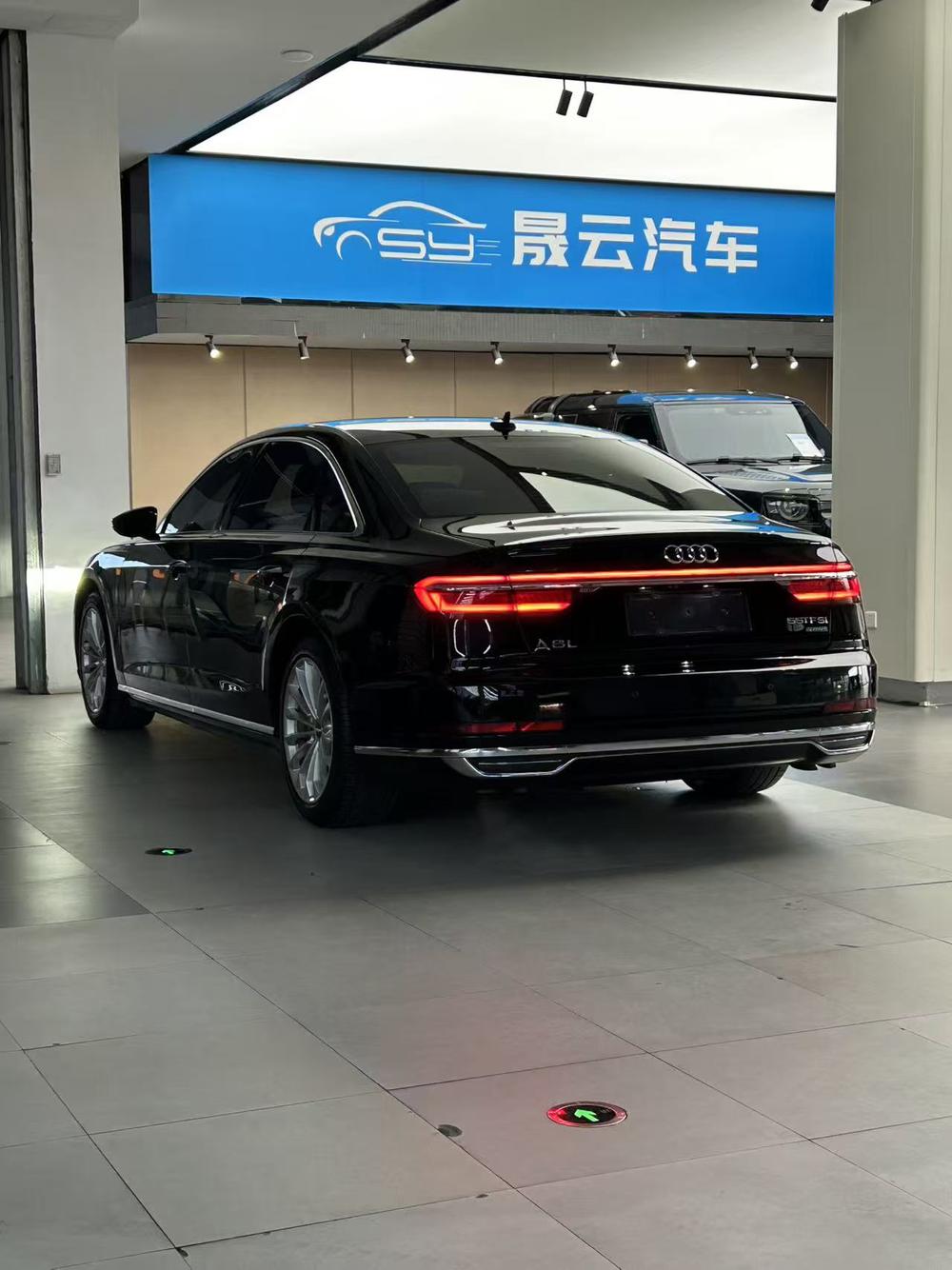 Audi Audi A8