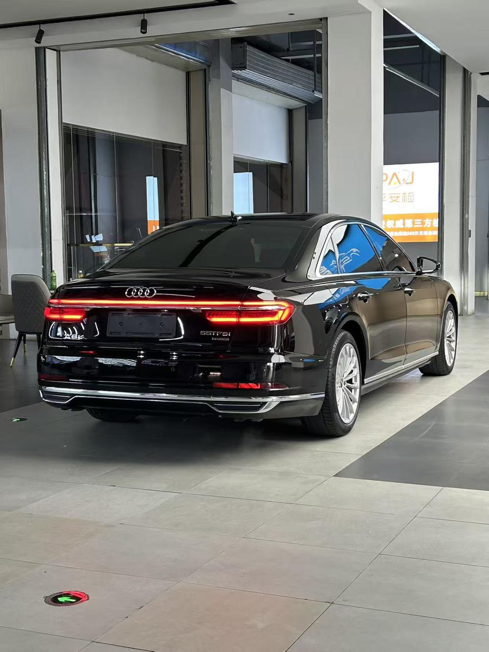 Audi Audi A8