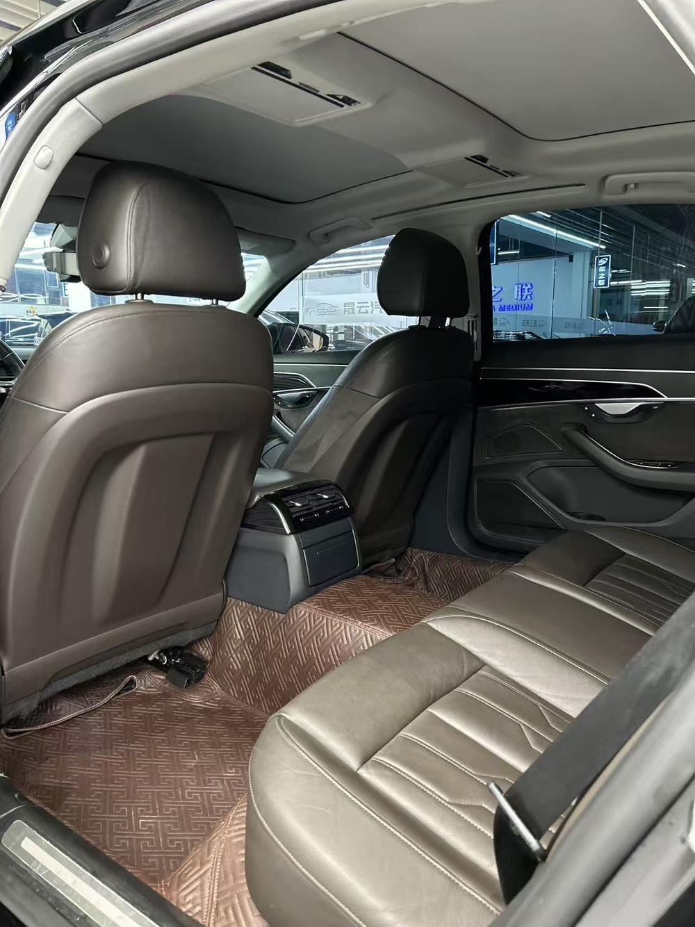Audi Audi A8