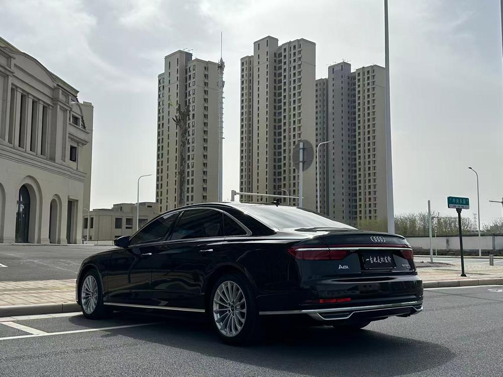 Audi Audi A8
