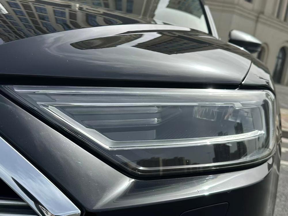 Audi Audi A8