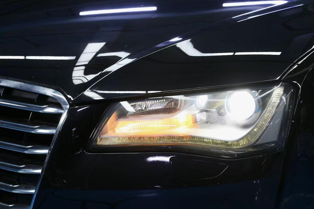 Audi Audi A8