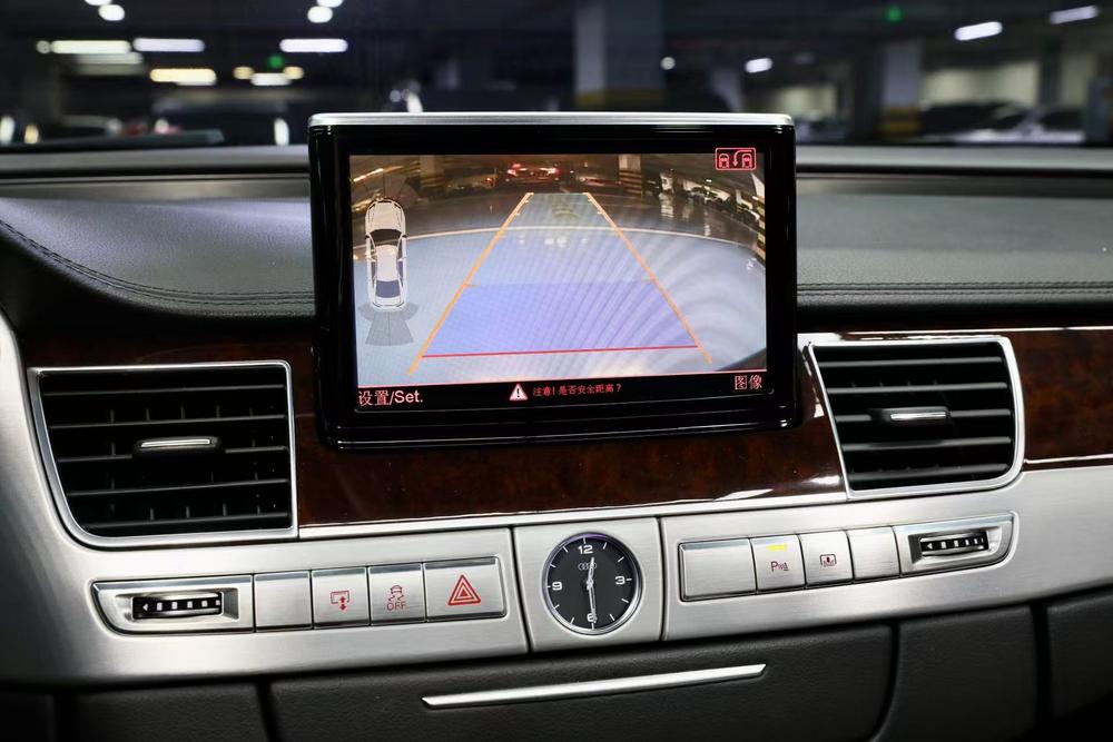 Audi Audi A8