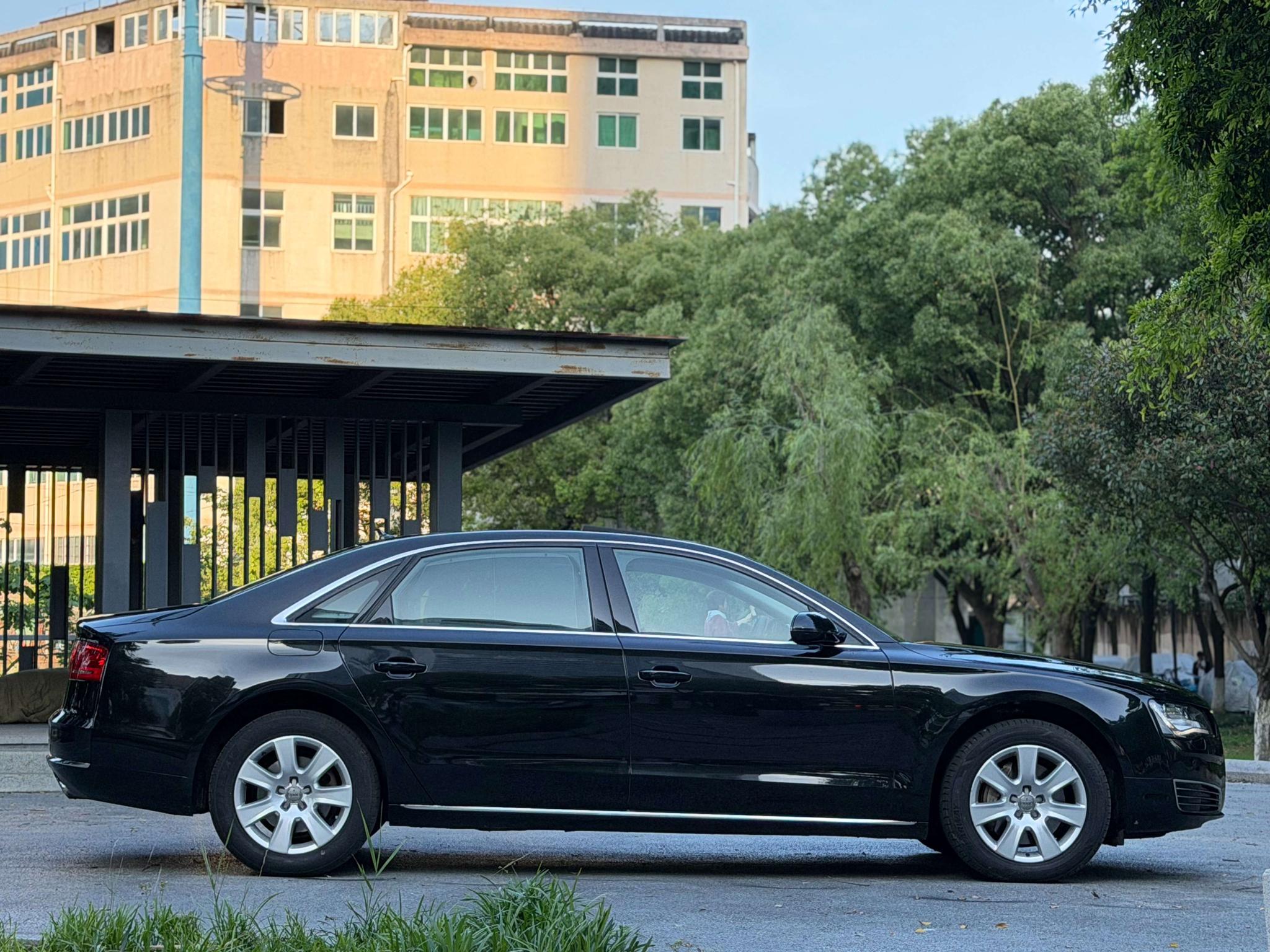 Audi Audi A8