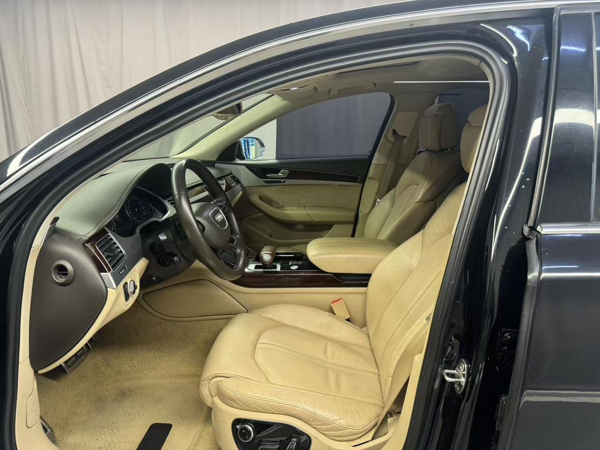 Audi Audi A8