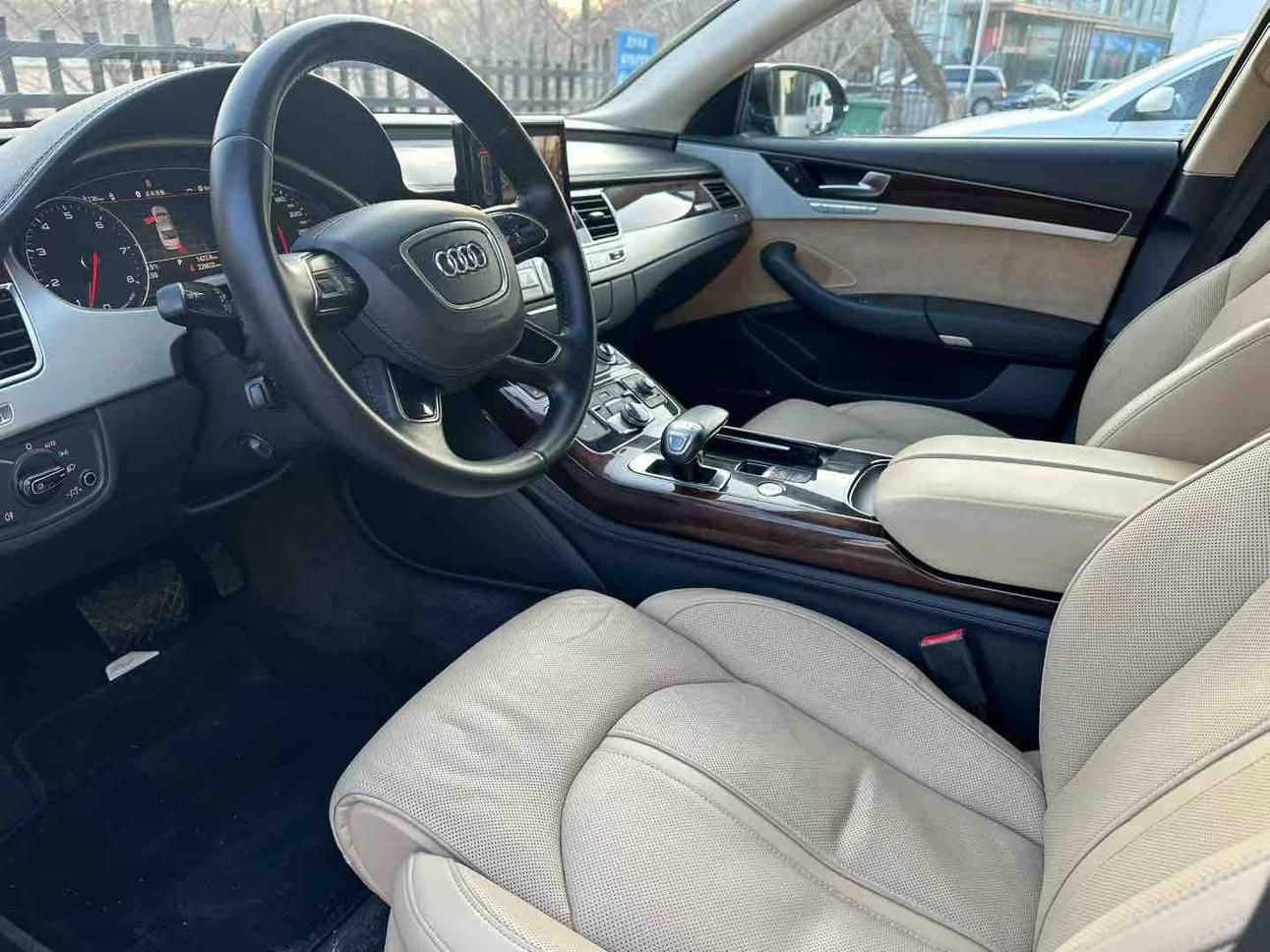 Audi Audi A8