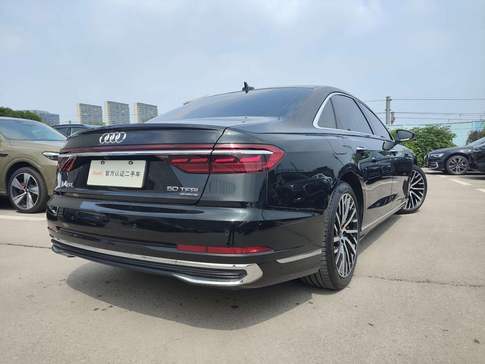 Audi Audi A8