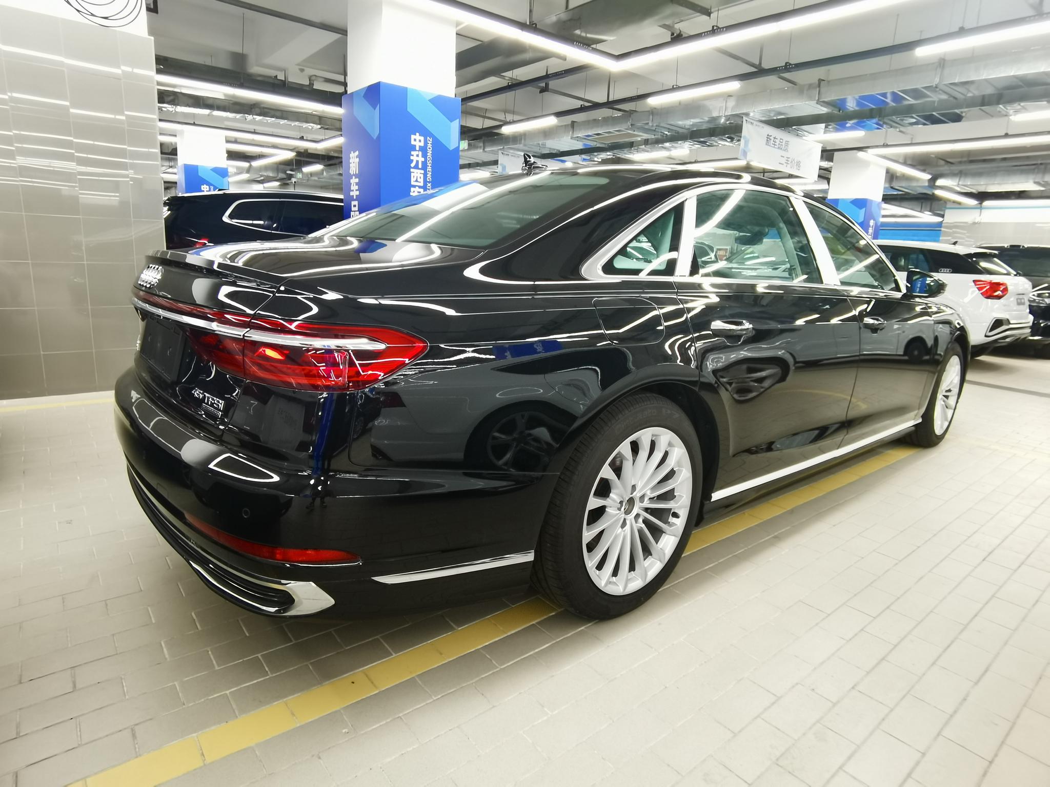 Audi Audi A8