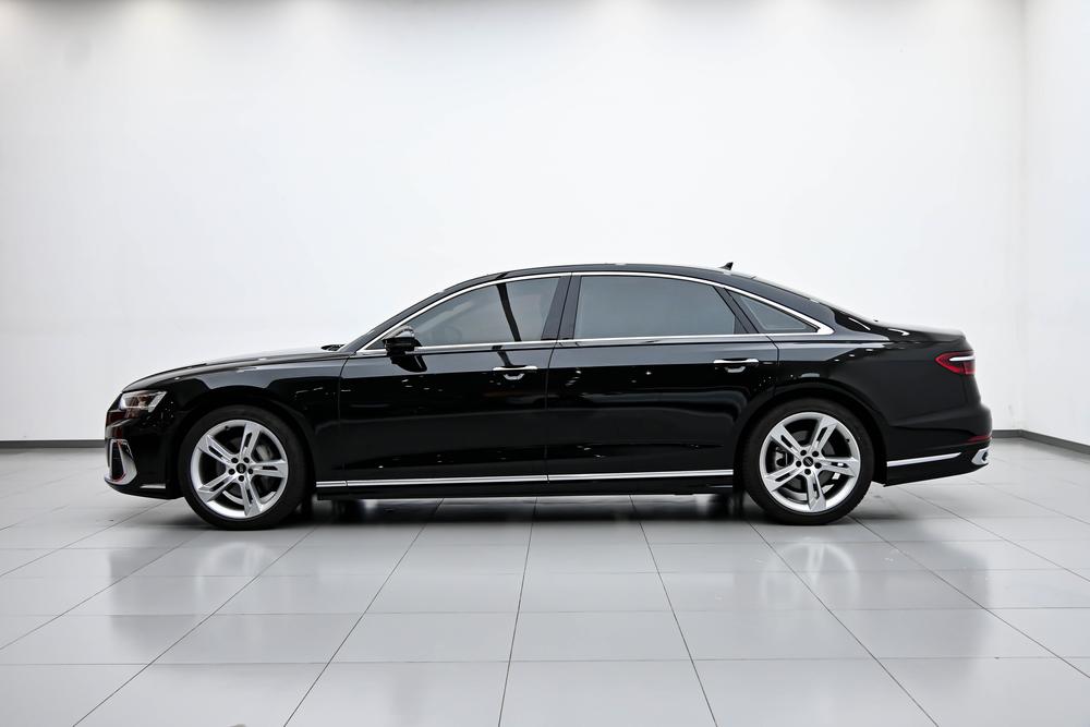 Audi Audi A8