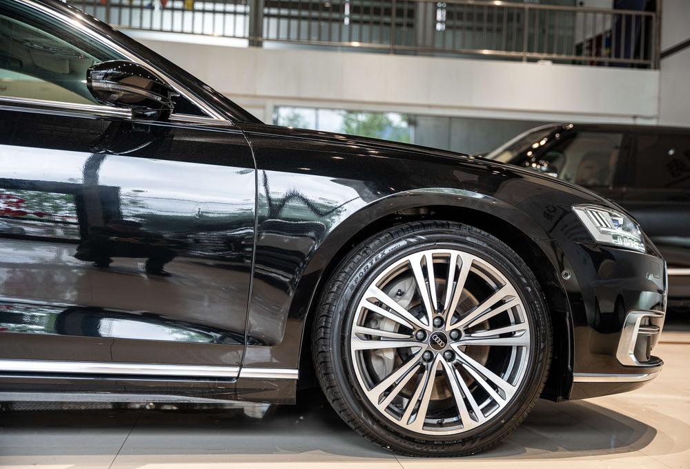 Audi Audi A8