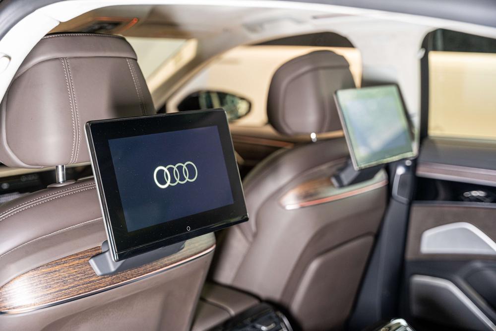 Audi Audi A8