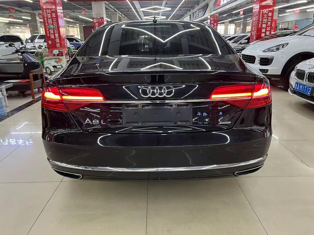 Audi Audi A8