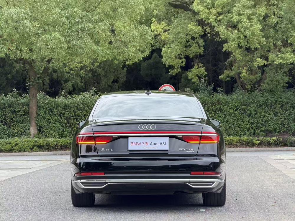 Audi Audi A8