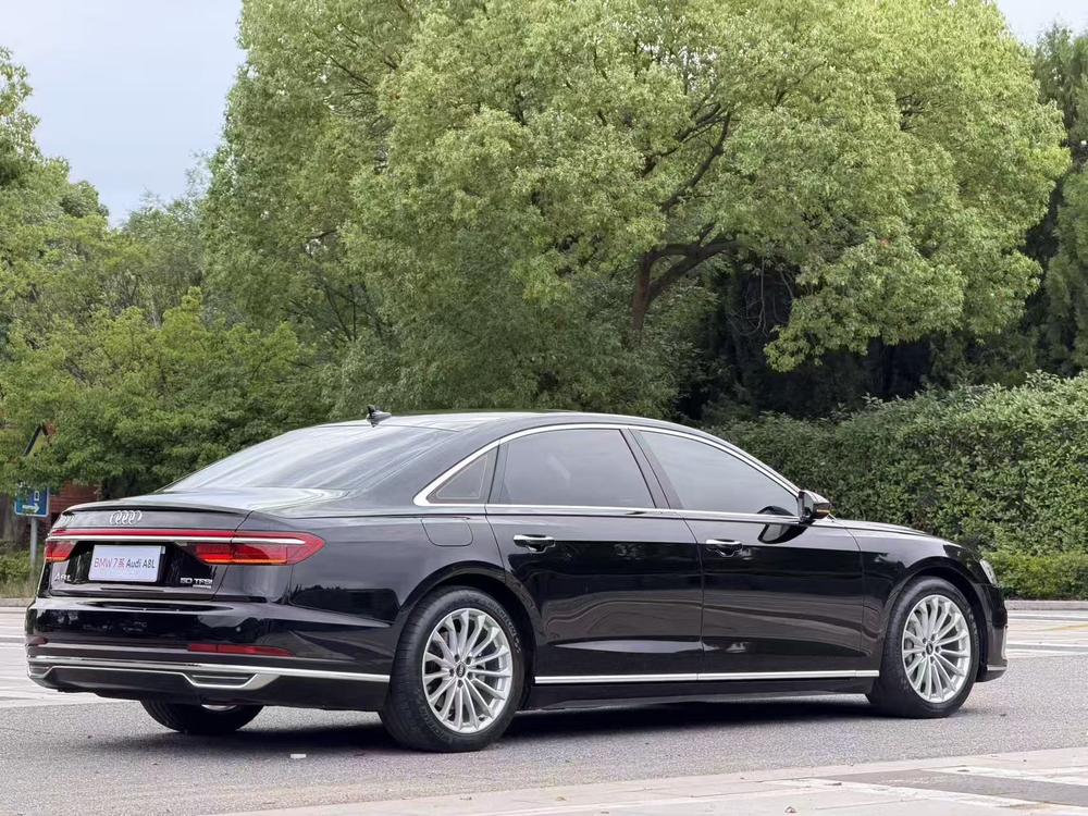 Audi Audi A8