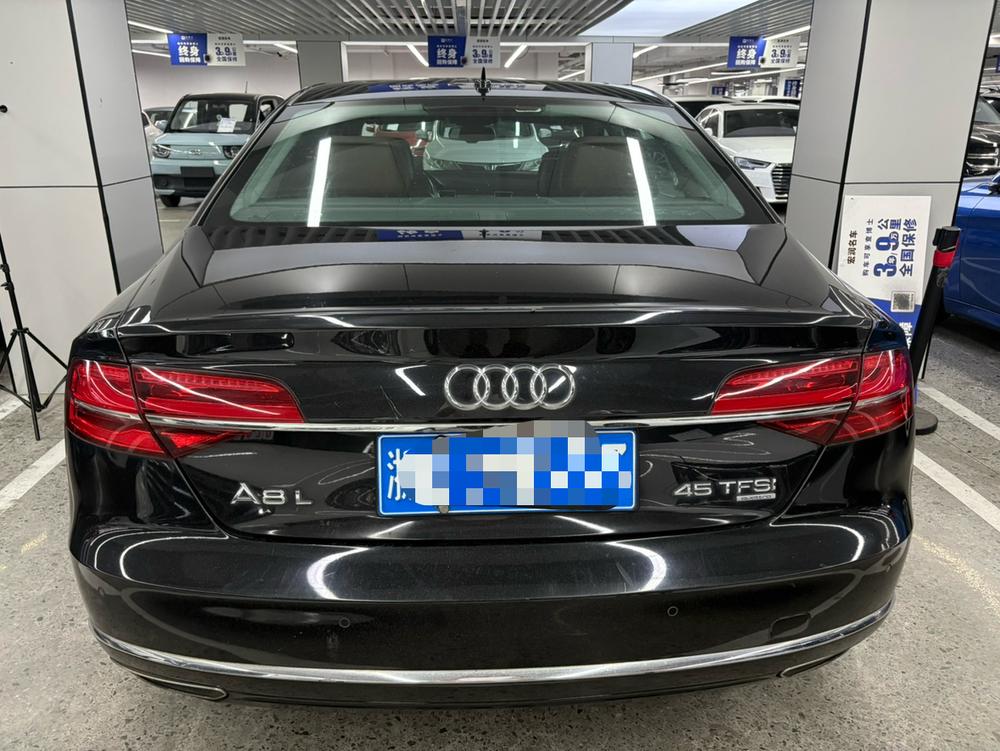 Audi Audi A8