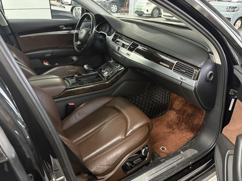 Audi Audi A8