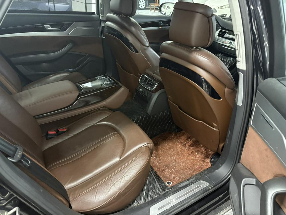 Audi Audi A8