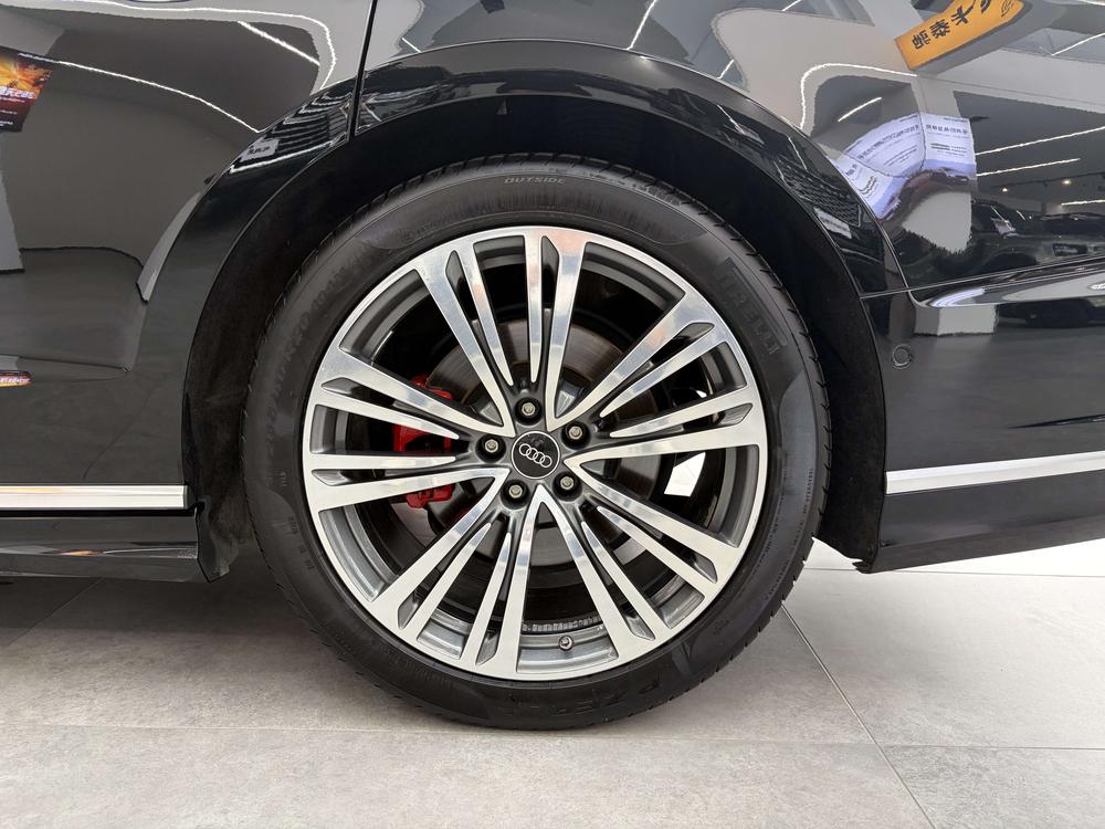 Audi Audi A8