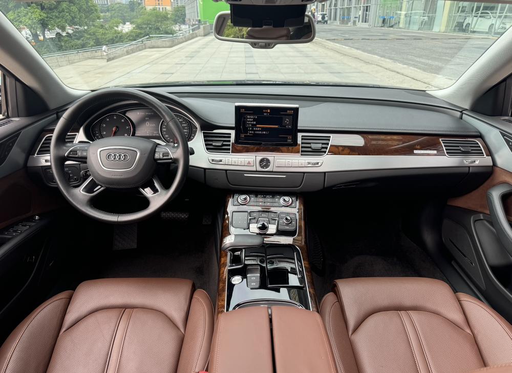 Audi Audi A8