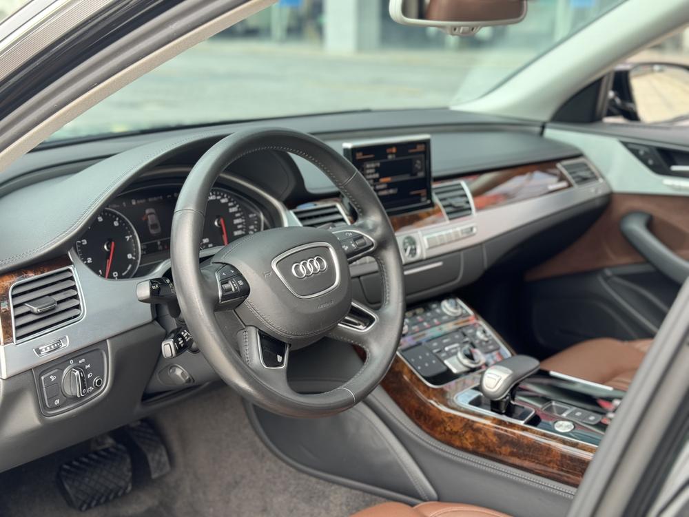 Audi Audi A8